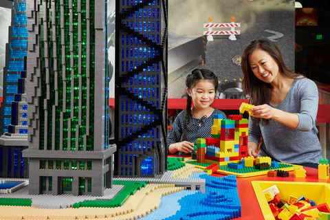 Berlin: Admission to Legoland Discovery Centre LEGOLAND Discovery Centre Berlin Ticket: Peak