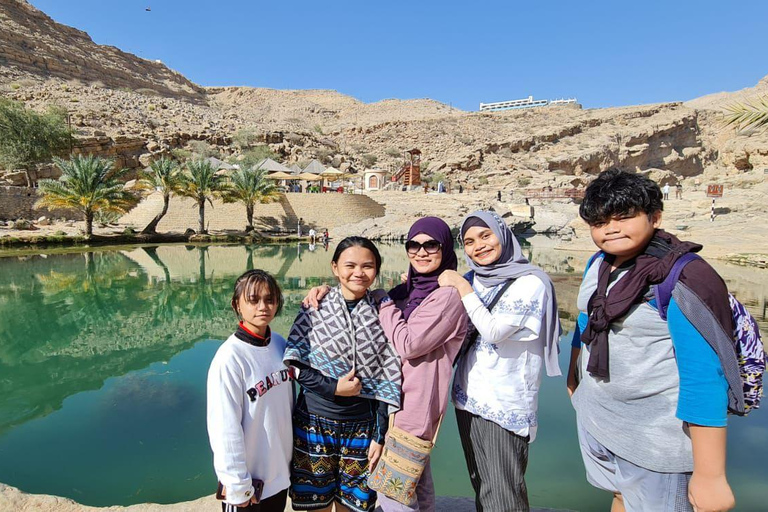 Muscat: Sharing Desert, Wadi Bani Khalid, & Bedouin Tour