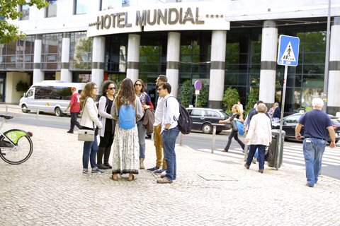 Excursão a pé pela Lisboa Total Experience com almoço de frutos do mar