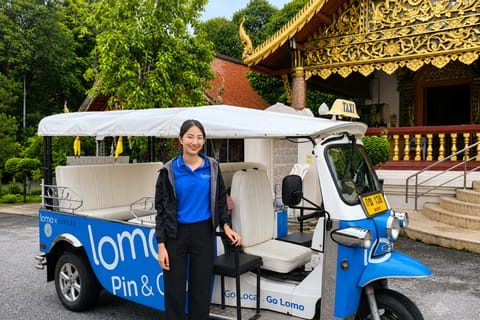 Chiang Mai: Old City Electric Tuk-Tuk Tour with Guide - Image 2