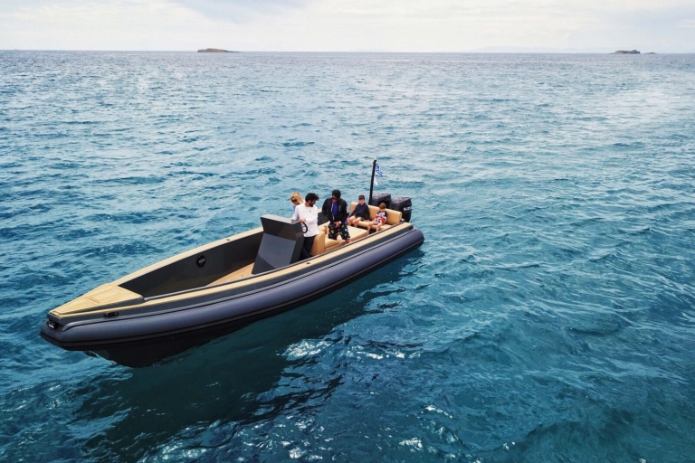 Paros: Prywatny rejs łodzią na południowe wybrzeże MykonosZ Paros: południowe wybrzeże Mykonos