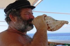 Samos: giro in barca con pranzo barbecue a Samiopoula