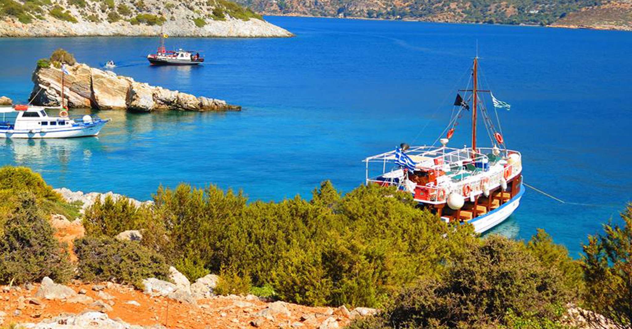 Samos, Visite en bateau avec barbecue Déjeuner à Samiopoula - Hizvo