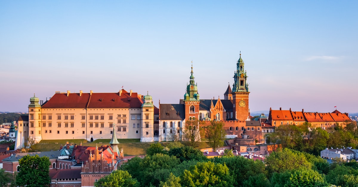 Krakow: Wawel Castle Private Tour and Skip-the-Line Ticket | GetYourGuide