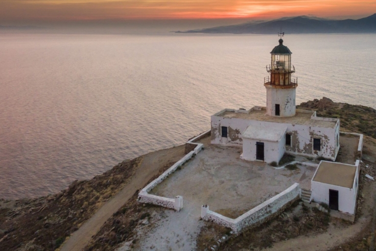 Visite du phare d'Armenistis au coucher du soleil