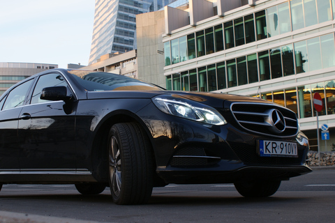 Krakow: Private Transfer to/from AirportPrivate Transfer Krakow to Krakow Airport