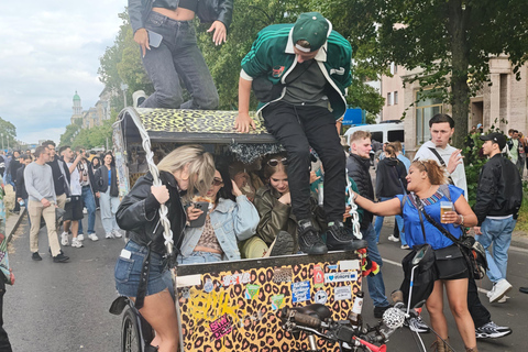 Rickshaw day trip Adventure full of culture and fun! with hotel pickup Rickshaw adventure full of culture and fun! Hotel pick-up included