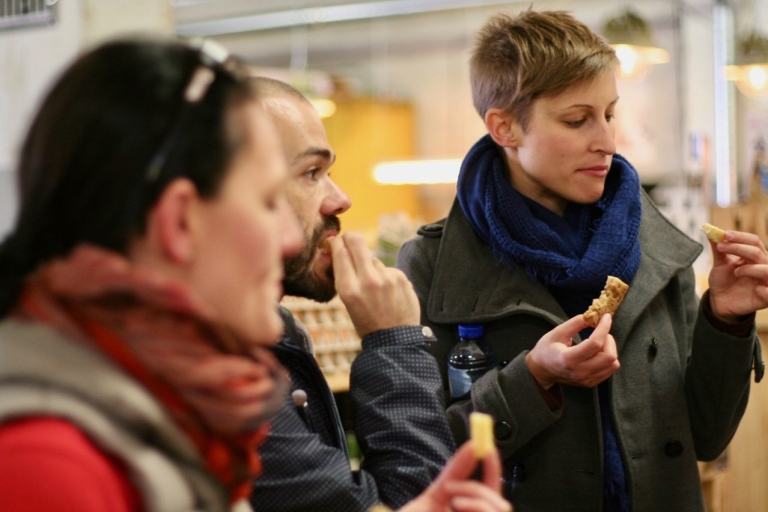Rotterdam: Recorrido gastronómico guiado a pieVisita en neerlandés