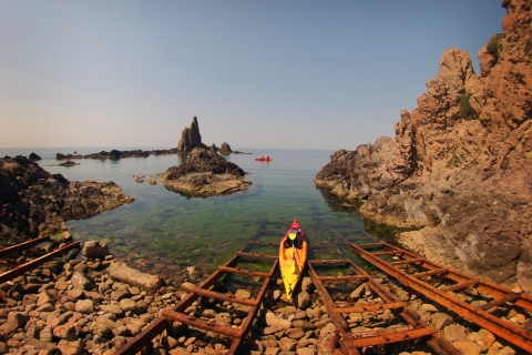 Cabo de Gata: Wycieczka ze spływem kajakowym i nurkowaniem