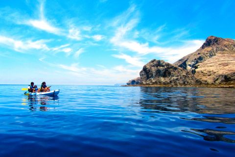 Cabo de Gata: excursión en kayak y nado