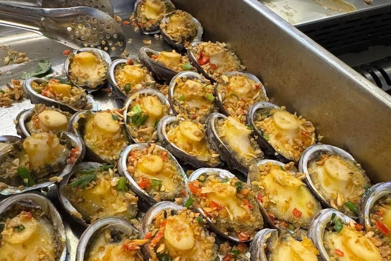 Private Jeep Tour Saigon: Ho Chi Minh City Sightseeing Private Standard Tour Without Meal