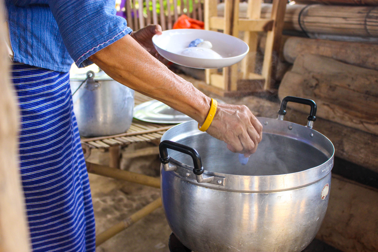 Chiang Mai Local Village Exploring with Weaving ExperiencePrivate Tour