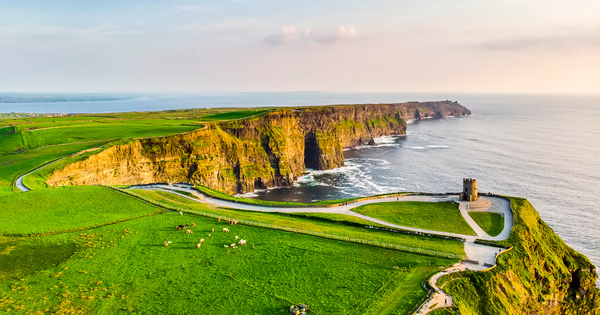 tour cliffs of moher from dublin