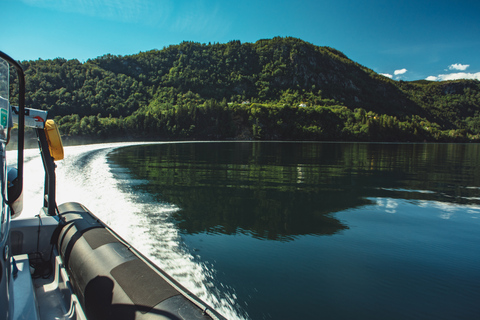 Øystese: Hardangerfjord RIB-Safari zum Fyksesund-AstRIB Bootstour