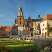 Krakova: Wawelin linna ja katedraali Opastettu kierros | GetYourGuide