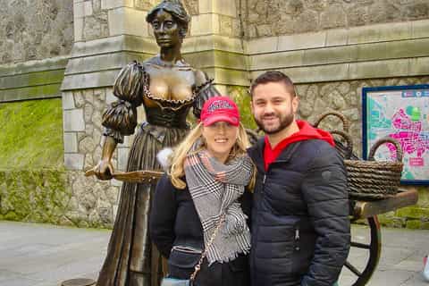 Dublin: 3-Hour Explore w/ a Local at Christmas