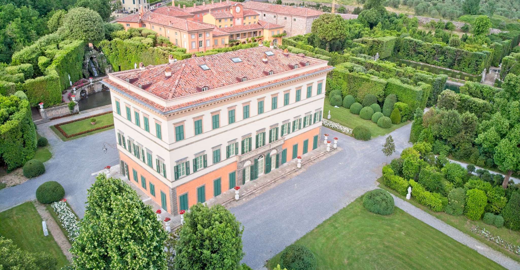 Lucca, Villa Reale di Marlia Entrance Ticket - Housity