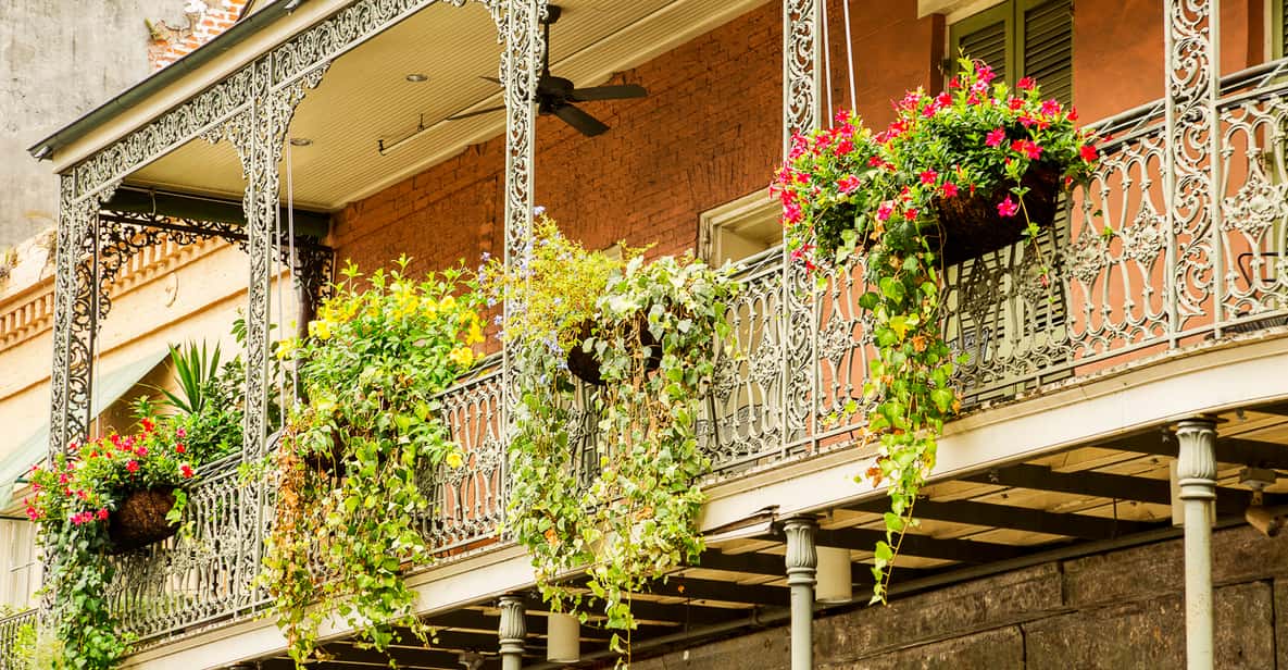 New Orleans Garden District: Walking Tour