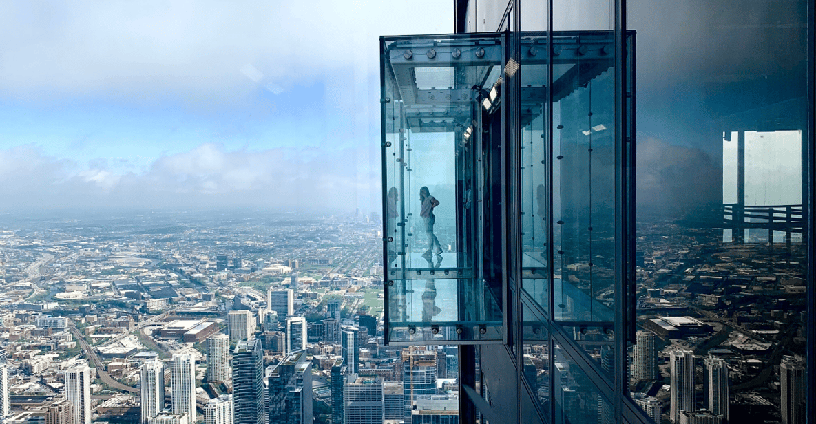 Chicago: Willis Tower Skydeck and The Ledge Ticket