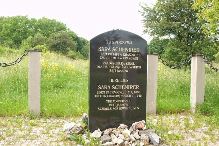 Krakow: Guidad tur i det före detta koncentrationslägret PlaszowGuidad tur i Plaszow CC