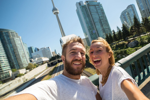 Toronto: tour privato dei momenti salienti e delle gemme nascoste con un locale