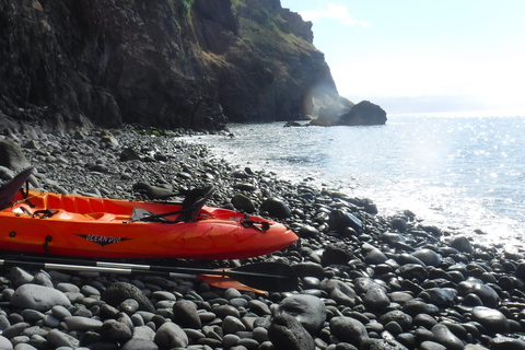 Madère: excursion d'une demi-journée en kayak et plongée en apnée