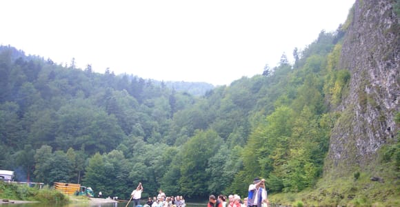 From Krakow: Dunajec River Gorge Wooden Raft River Cruise