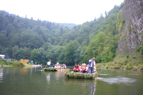 Desde Cracovia: crucero por el río en balsa de madera por el desfiladero del río DunajecTour grupal en inglés