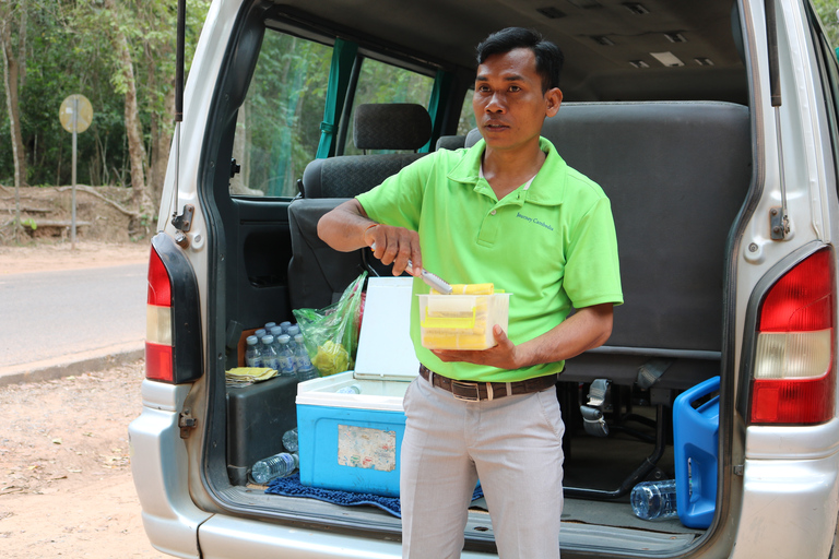 Siem Reap: całodniowe świątynie z prywatnym transportemPrywatny minivan (15 pasażerów)