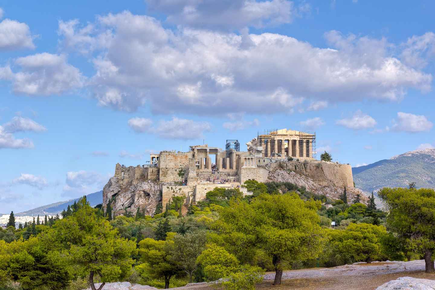 Athens: Plaka to Acropolis Smartphone Audio Tour - Athens: Plaka to Acropolis Smartphone Audio Tour