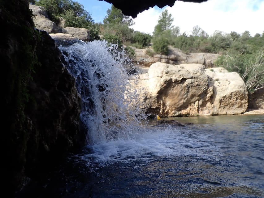 Water Canyoning nella grotta Turche Buñol (Valencia) - Housity