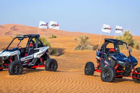 Dubai: woestijnavontuur met 4x4 buggy en gidsFamily Can-am Maverick Max Turbo | 4 zitplaatsen | 2 uur |