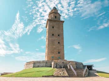 From Santiago: A Coruña & Betanzos Full-Day Coastal Tour