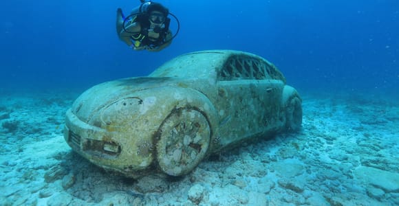 Cancun: Certification Not Needed for 2 Beginner Scuba Dives