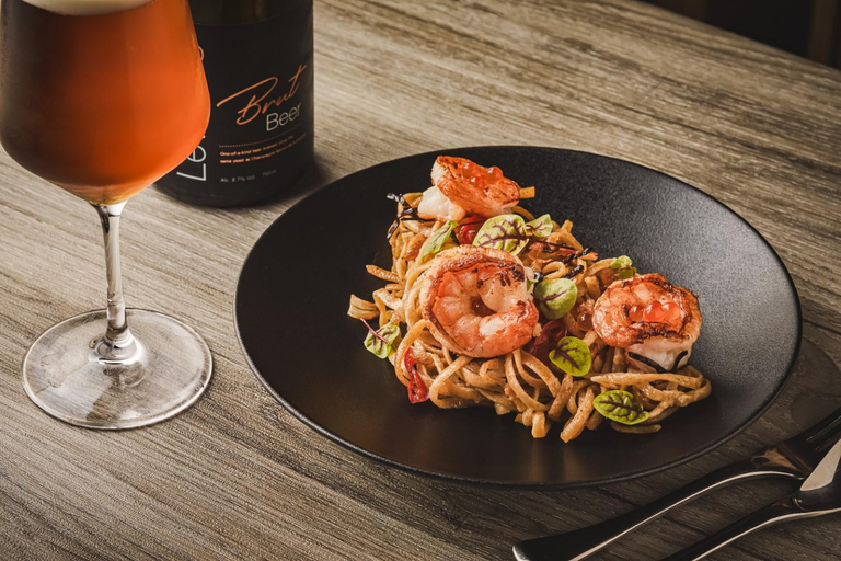 Cingapura: Pacote LeVeL33 Craft-Brewery Restaurant &amp; LoungeMenu de 6 pratos da Cervejaria + 1 copo de cerveja Brut 300ml