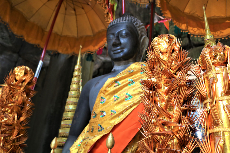 Full-Day Banteay Srei Temple Small-Group Tour