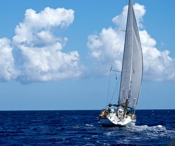 Heraklion: Small-Group Sailing Trip to Dia Island with Lunch