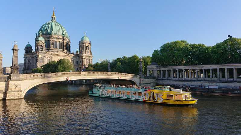 river tour of berlin