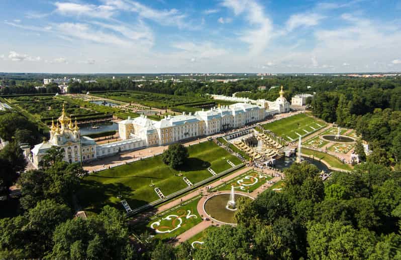 Palazzo di Peterhof e parchi tour privato di 5 ore GetYourGuide