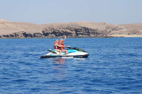 Lanzarote: tour en moto de agua con recogida en el hotelTour de 60 minutos en moto de agua