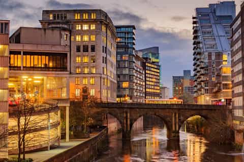 Manchester: Private Highlights & Hidden Gems Tour