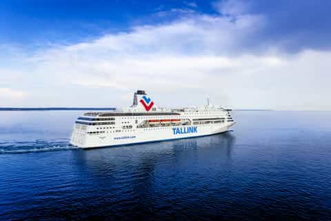 Helsinki: Overnight Cruise to/from Riga