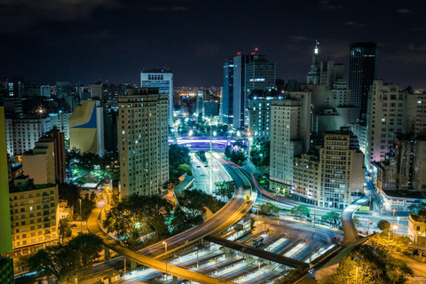 Sao Paulo: Panoramische avondtour met barbecue-diner