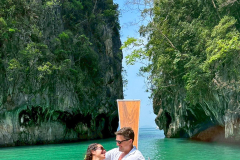 Krabi: Hong Island Private Luxury Longtail Boat Trip Krabi: Private Hong Island Luxury Longtail Boat Trip