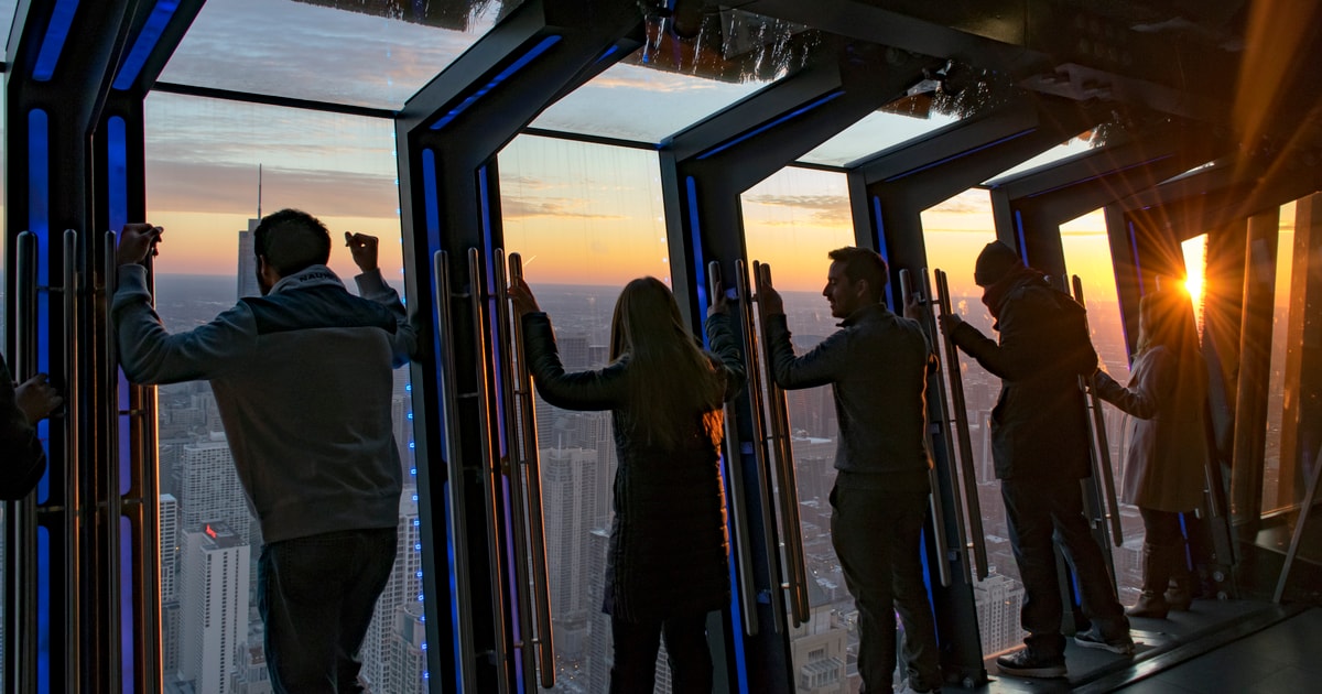 Chicago Guided City Highlights Tour with Entry Tickets GetYourGuide