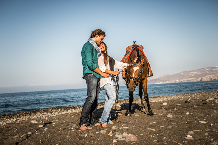 Santorini: Experiencia a caballo en un paisaje volcánico