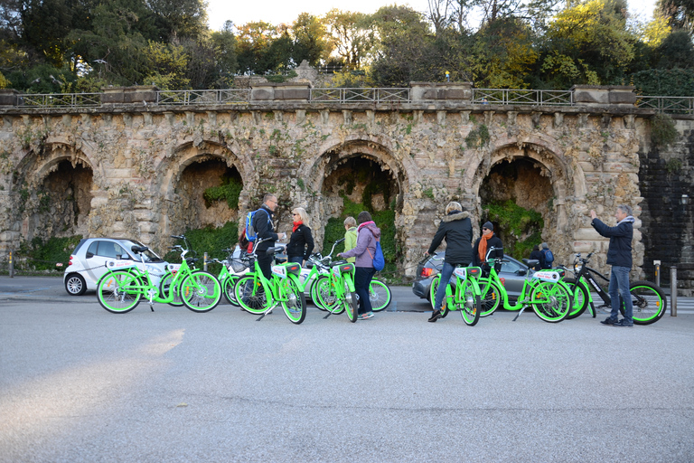 Florence : visite en petit groupe en vélo électrique avec la place MichelangeloFlorence en vélo électrique