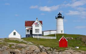 From Boston: Coastal Maine Small Group Day Trip