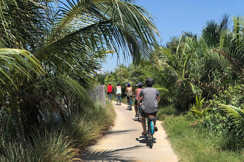 Hoi An: Tour di mezza giornata in bicicletta del Santuario di My Son