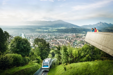 Hungerburg: tickets ida-vuelta en funicular desde Innsbruck